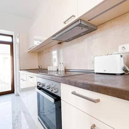 Luxury Boutique - Self-check-in Apartment *